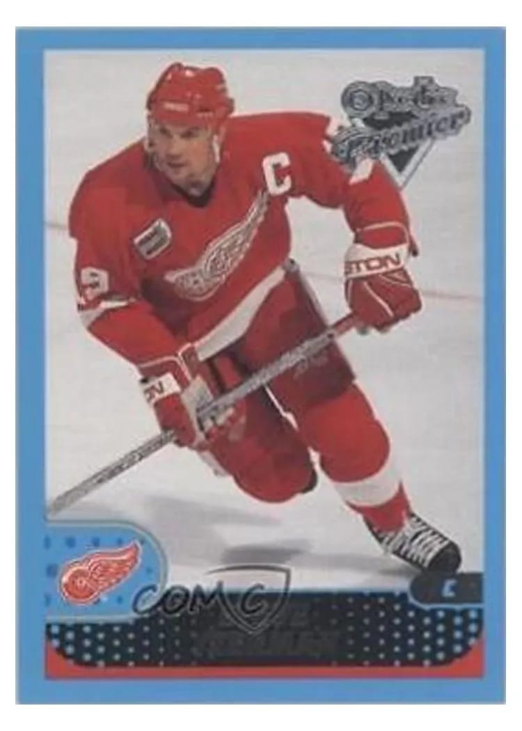 2001 O Pee Chee Steve Yzerman #2 card