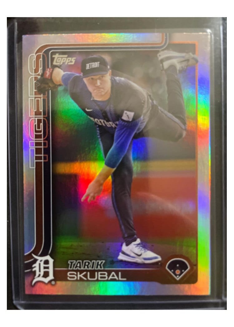 2025 Topps Base Set Tarik Skubal #71 card