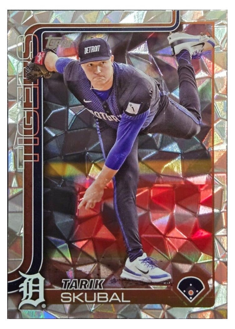 2025 Topps Base Set Tarik Skubal Diamante Foil #71 card