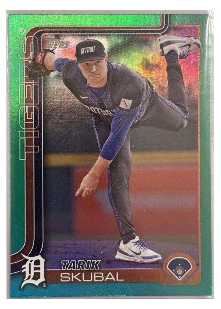 2025 Topps Base Set Tarik Skubal Green Foil #71 card