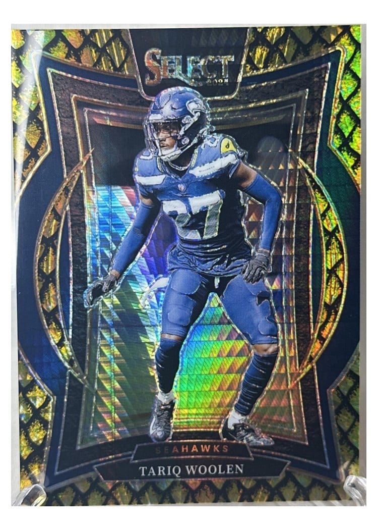 2024 Panini Select Base Set Tariq Woolen Gold Mojo #95 card