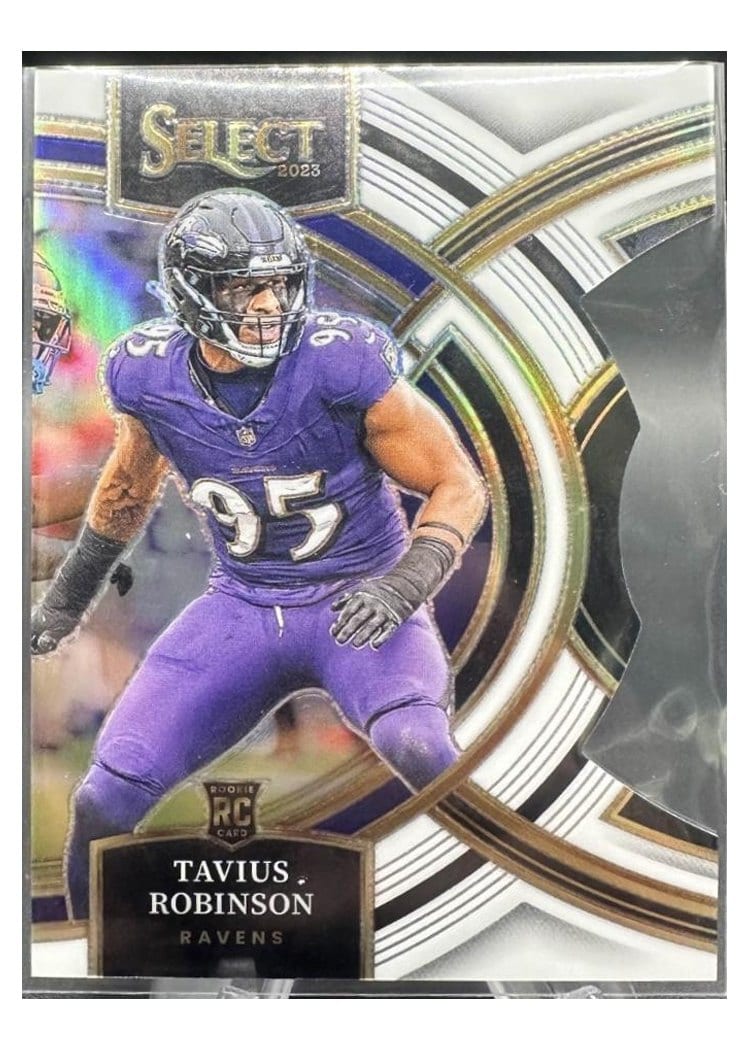 2023 Panini Select Base Set Tavius Robinson White Prizm Die-Cut #114 card
