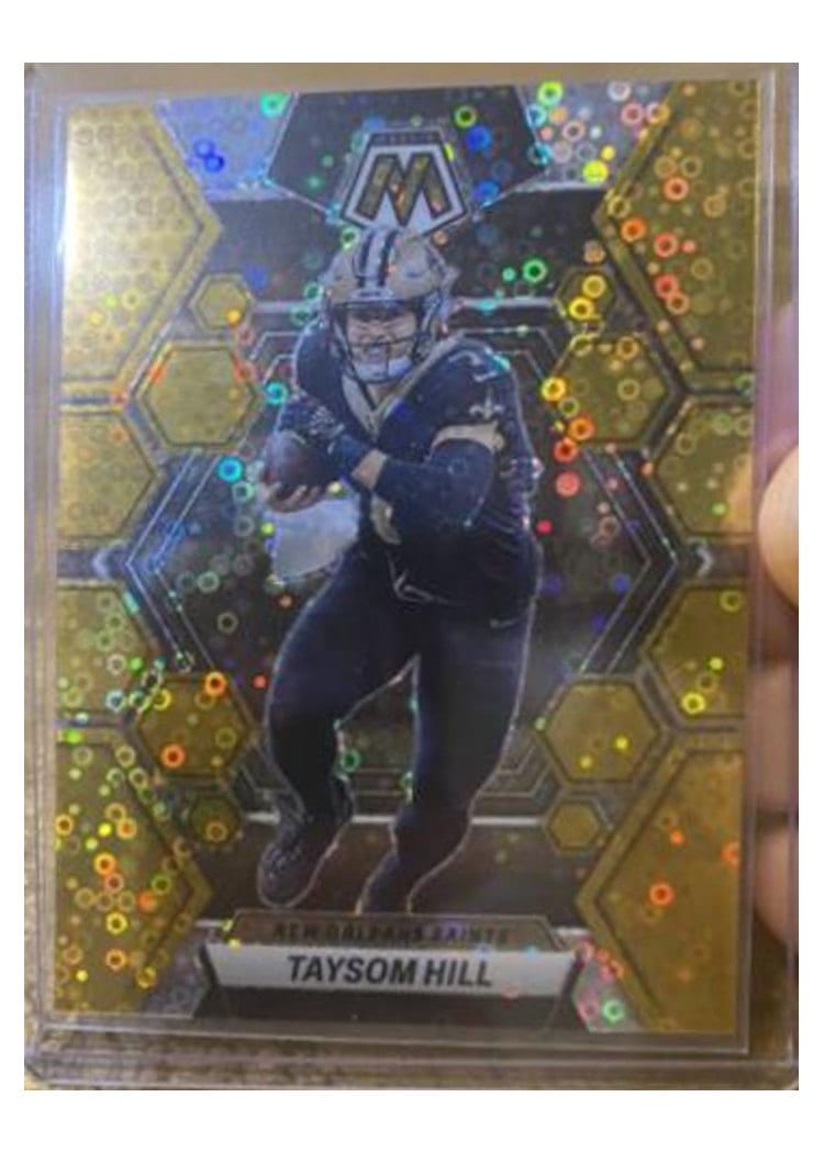 2023 Panini Mosaic Base Set Taysom Hill No Huddle Gold #175 card