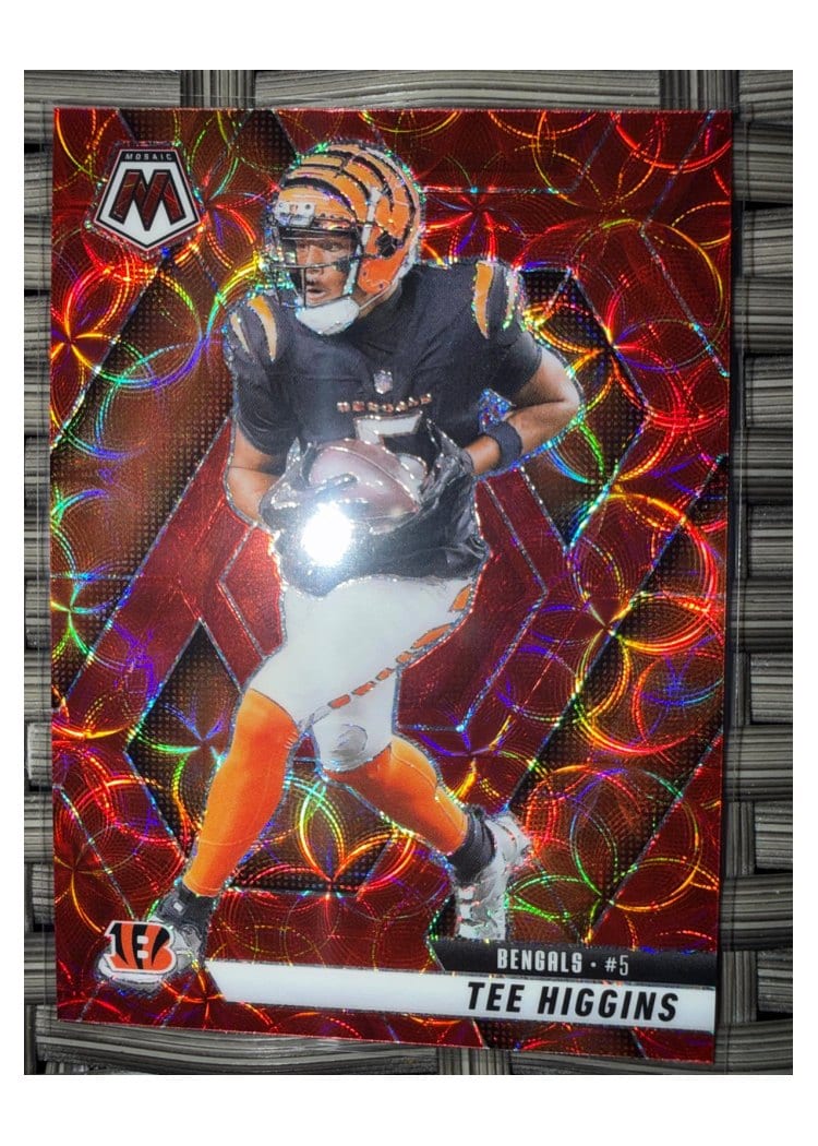2025 Panini Mosaic Base Set Tee Higgins #246 card
