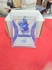 2022 Topps Tier One Talent Autographs Teoscar Hernandez #T1TA-TH card