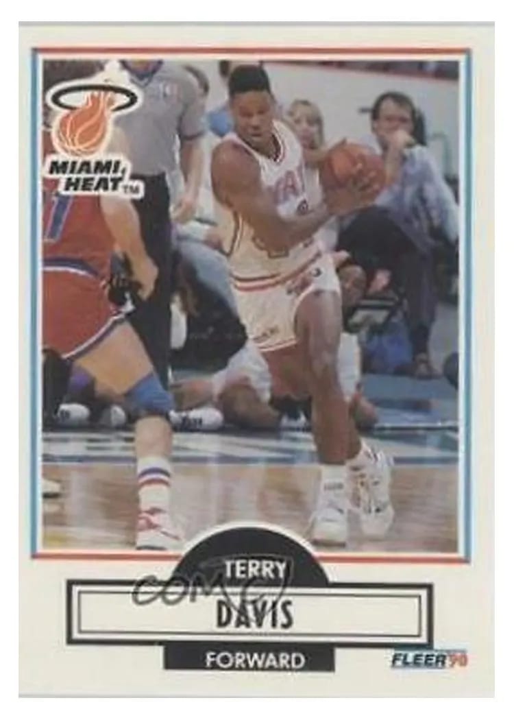 1990 Fleer Update Terry Davis #U-49 card