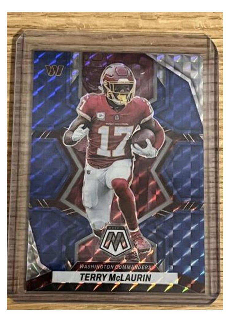 2022 Panini Mosaic Base Set Terry McLaurin #197 card