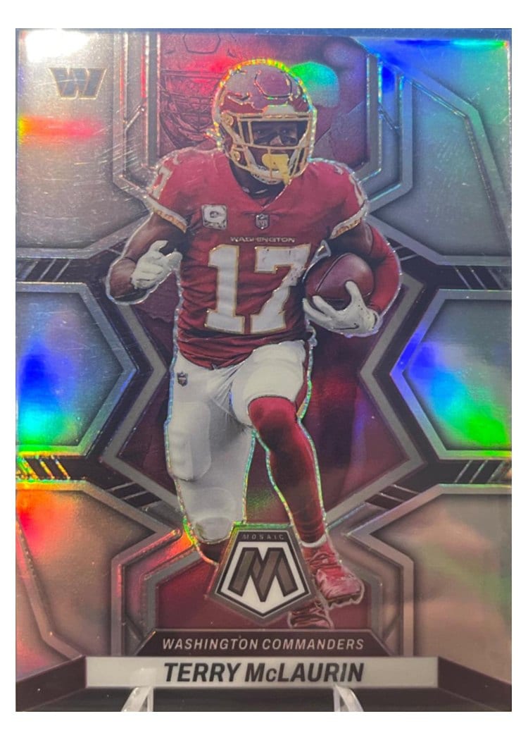 2022 Panini Mosaic Base Set Terry McLaurin #197 card