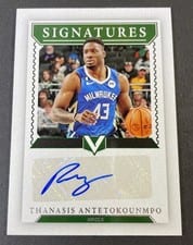 2022-23 Panini Chronicles Vertex Signatures Thanasis Antetokounmpo #VS-THA card
