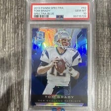 2013 Panini Spectra Tom Brady Spectra Blue #62 card