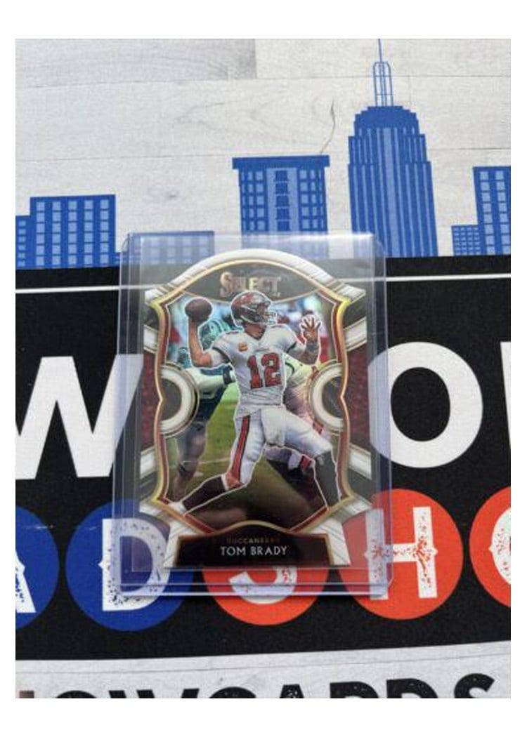 2021 Panini Select Base Set Tom Brady #1 card