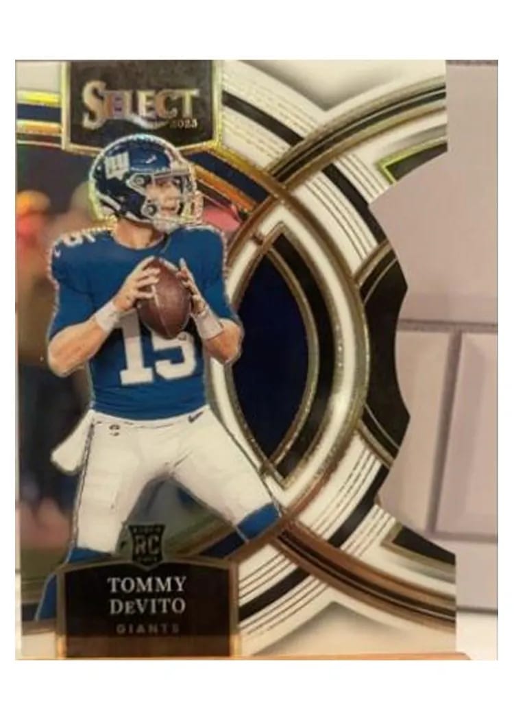 2023 Panini Select Base Set Tommy DeVito White Prizm Die-Cut #102 card