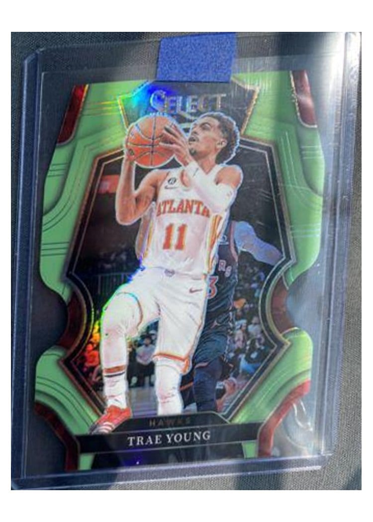 2022-23 Panini Select Base Set Trae Young #166 card