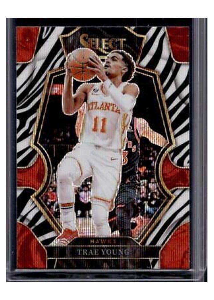 2022-23 Panini Select Base Set Trae Young #166 card