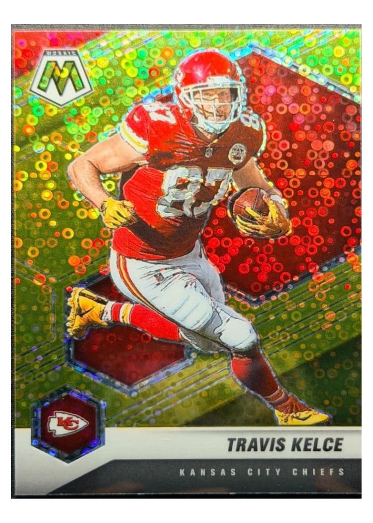 2021 Panini Mosaic Base Set Travis Kelce #4 card