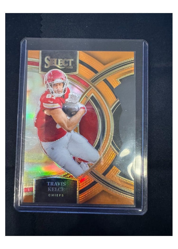 2023 Panini Select Base Set Travis Kelce #150 card