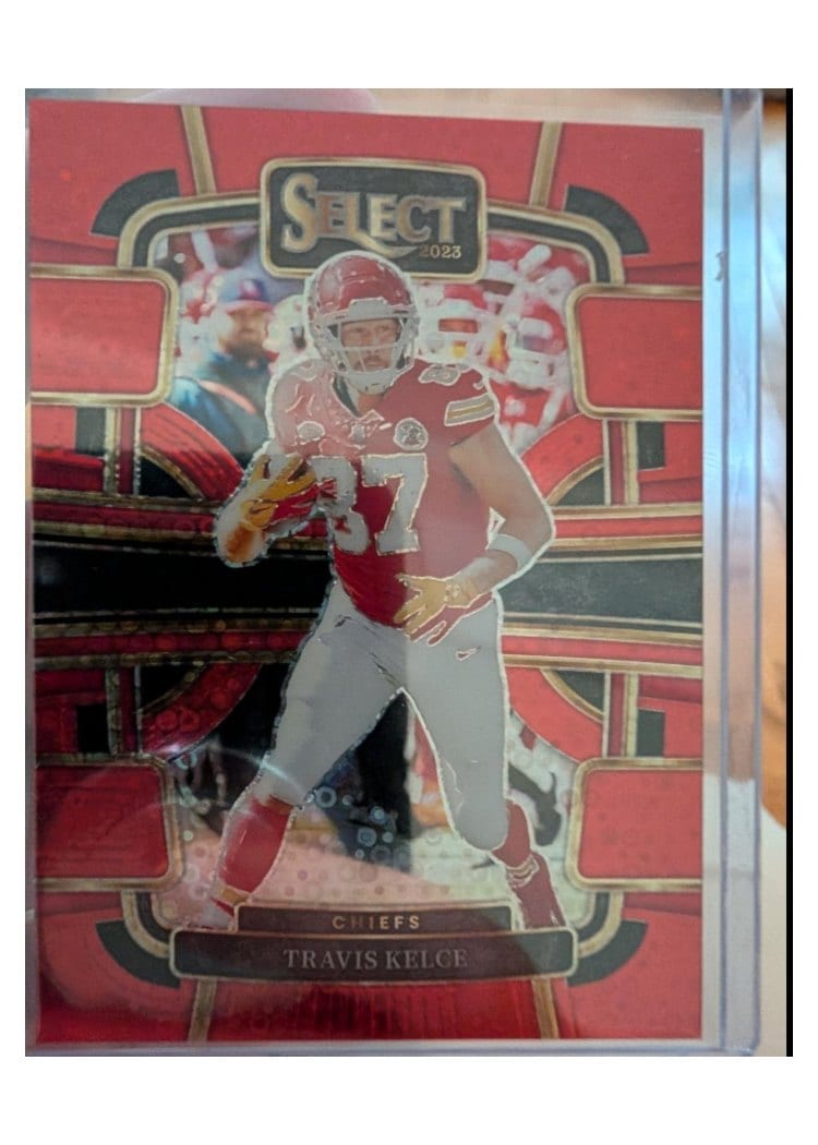 2023 Panini Select Base Set Travis Kelce #50 card