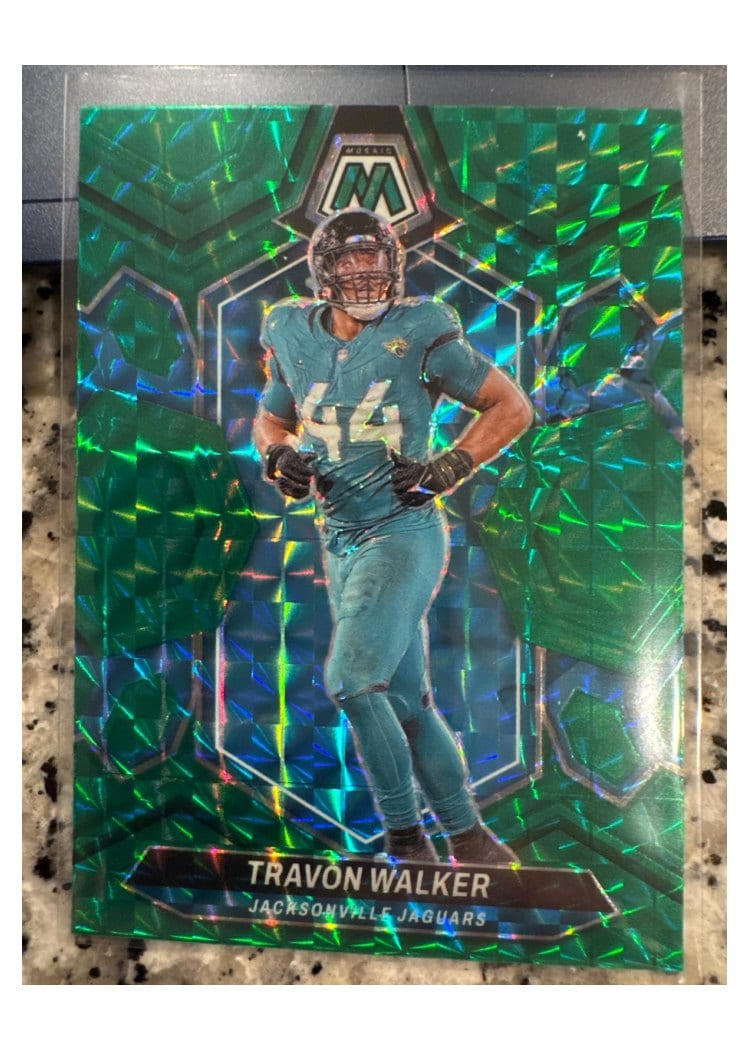 2024 Panini Mosaic Base Set Travon Walker #105 card