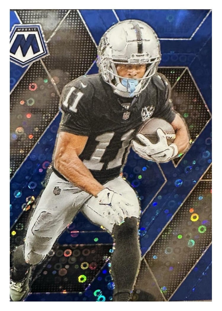 2025 Panini Mosaic Base Set Tre Tucker #218 card