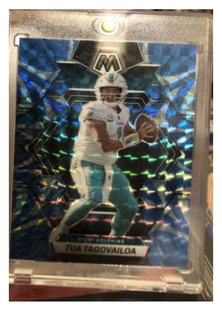2023 Panini Mosaic Base Set Tua Tagovailoa #143 card