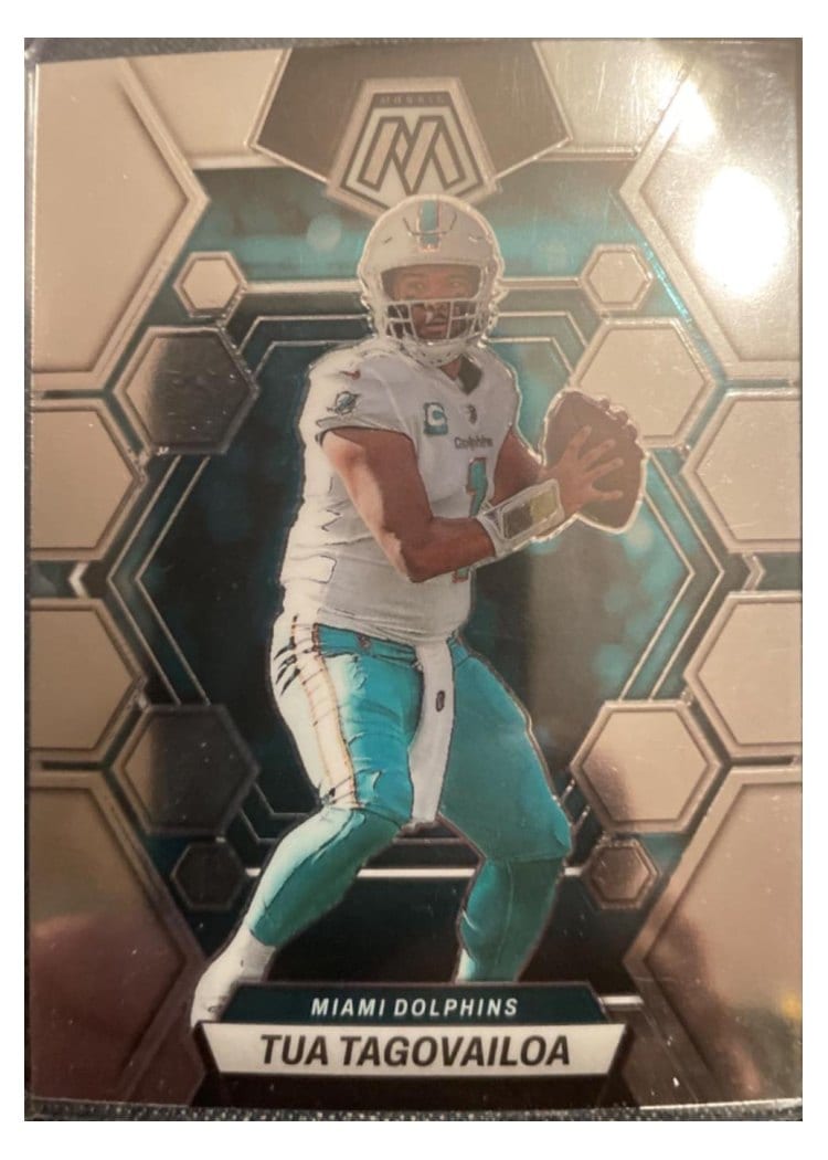 2023 Panini Mosaic Base Set Tua Tagovailoa #143 card