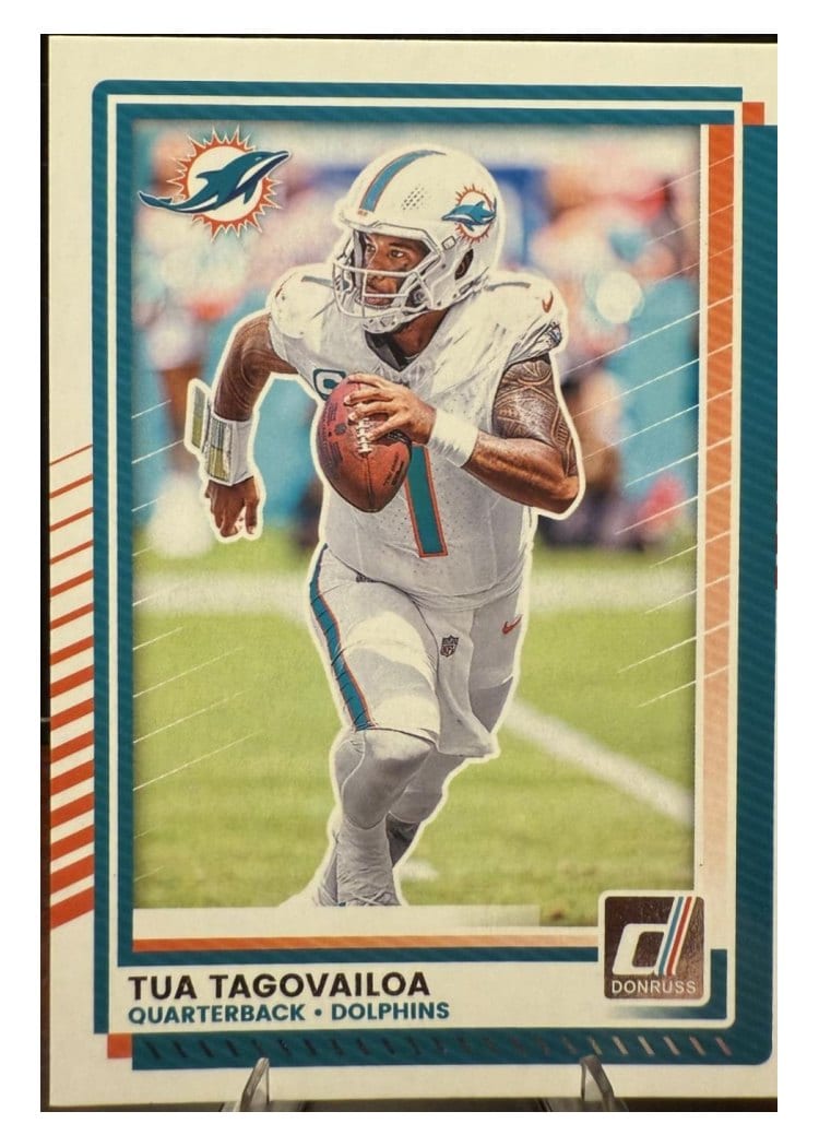 2025 Donruss Base Set Tua Tagovailoa #47 card
