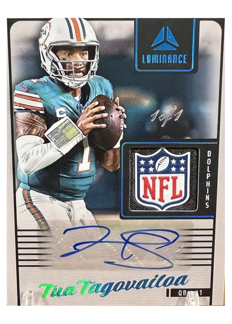 2025 Panini Luminance Autograph Jerseys Tua Tagovailoa #5 card