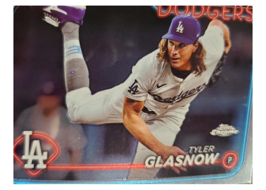 2024 Topps Chrome Base Set Tyler Glasnow #54 card