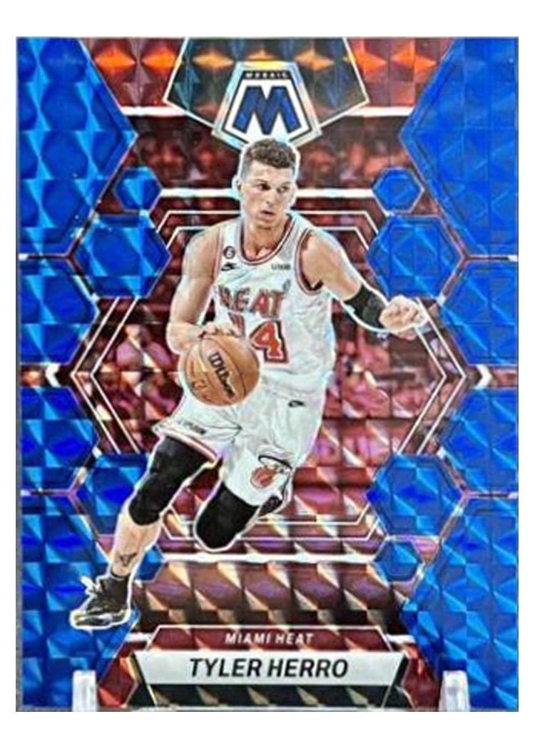 2022-23 Panini Mosaic Base Set Tyler Herro #104 card