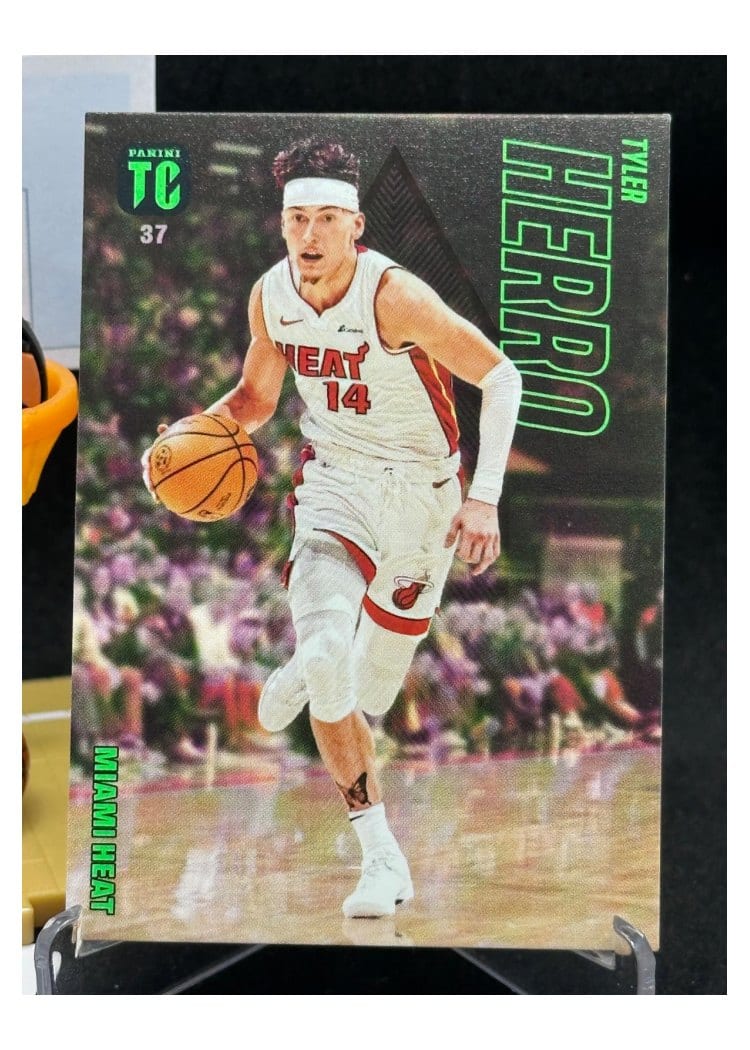 2023-24 Panini Top Class NBA Base Set Tyler Herro #37 card
