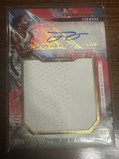 2024-25 Topps Inception Rookie Jumbo Relic Autographs Tyler Smith #RJR-TSM card