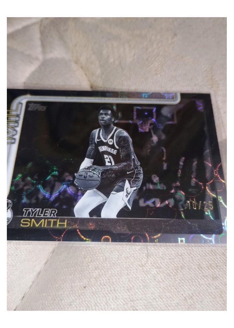 2025-26 Topps Base Set Tyler Smith #60 card