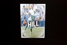 2024 Panini Luminance Base Set Tyreek Hill #44 card
