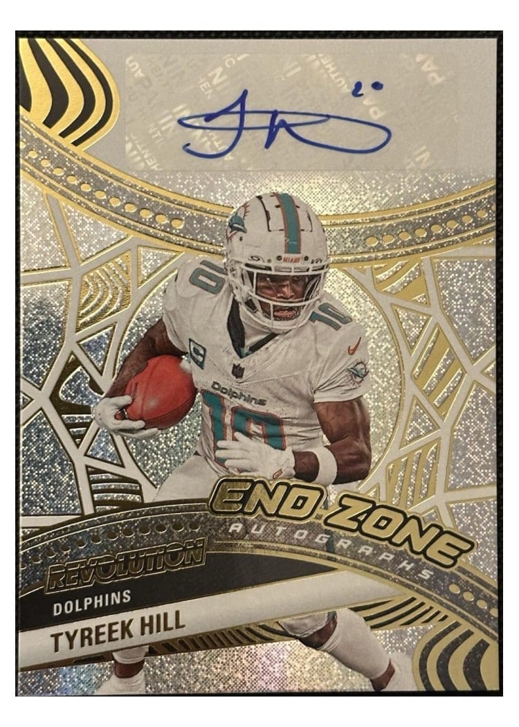 2025 Panini Revolution End Zone Autographs Tyreek Hill #11 card