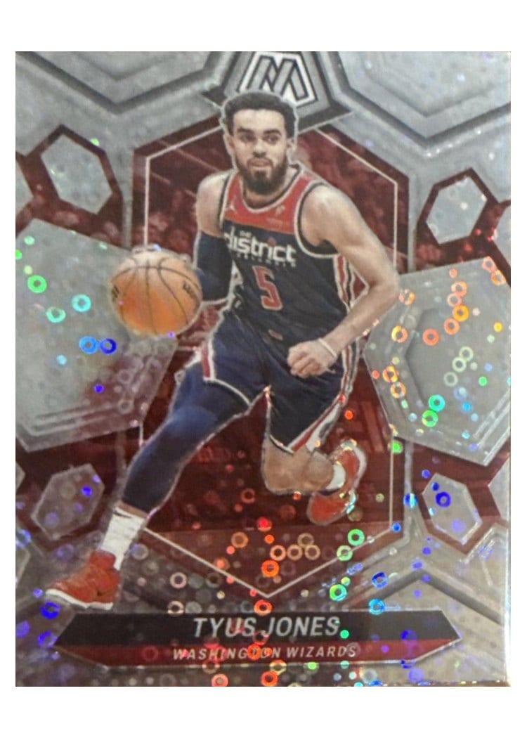 2023-24 Panini Mosaic Base Set Tyus Jones #176 card