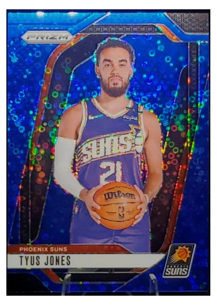 2024-25 Panini Prizm Base Set Tyus Jones #207 card