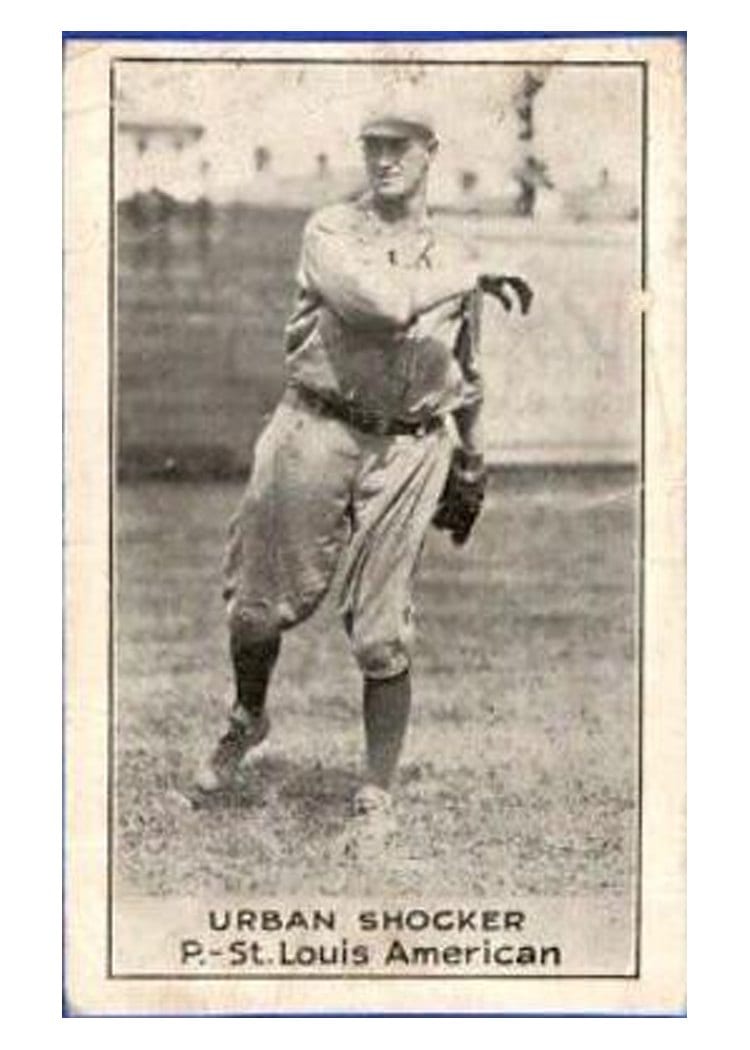 1921 E220 National Caramel Urban Shocker card