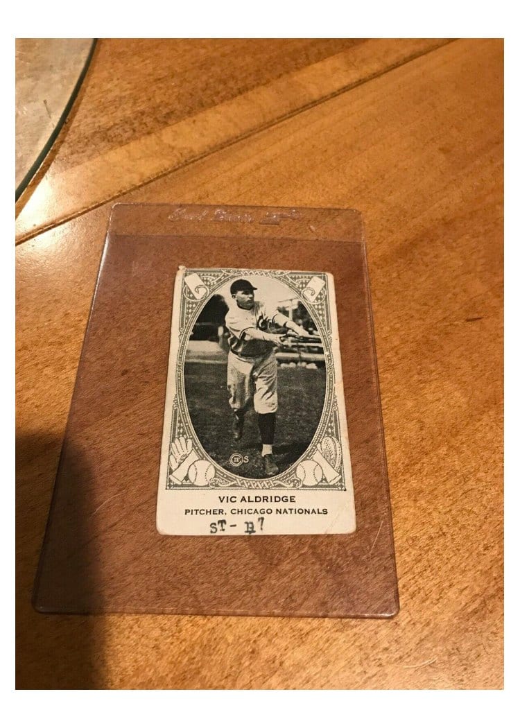 1922 W573 Vic Aldridge Hand Cut card