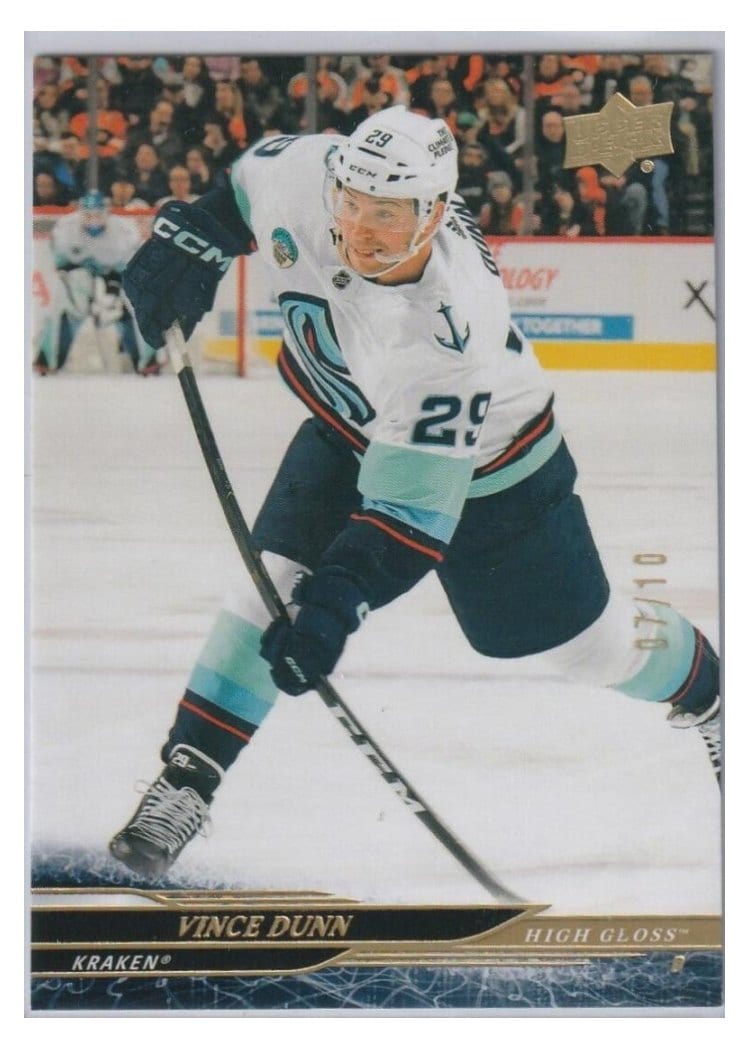 2024-25 Upper Deck Base Set Vince Dunn #157 card