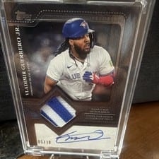 2025 Topps Autograph Patch Vladimir Guerrero Jr. #TFAP-VG card