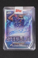 2025 Topps Cosmic Chrome Stella Nova Autographs Vladimir Guerrero Jr. #SNA-VG card
