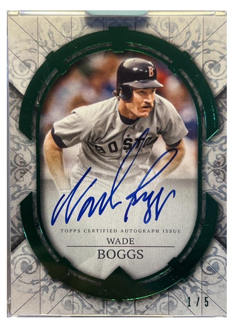 2024 Topps Transcendent Collection Autographs Wade Boggs Emerald #TCA-WB card