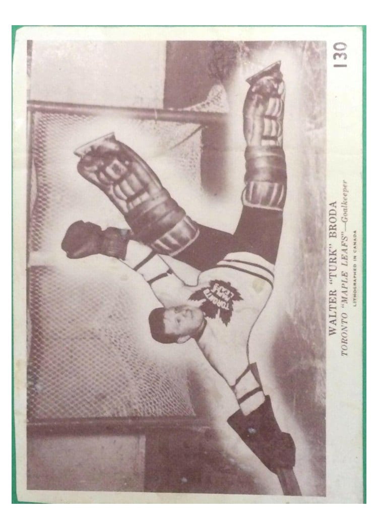 1940 O-Pee-Chee V301-2 Walter 'Turk' Broda #130 card