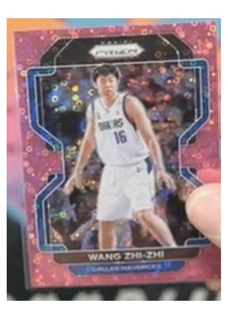 2021-22 Panini Prizm Base Set Wang Zhi-zhi #273 card