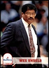 1993-94 Hoops Base Set Wes Unseld #256 card