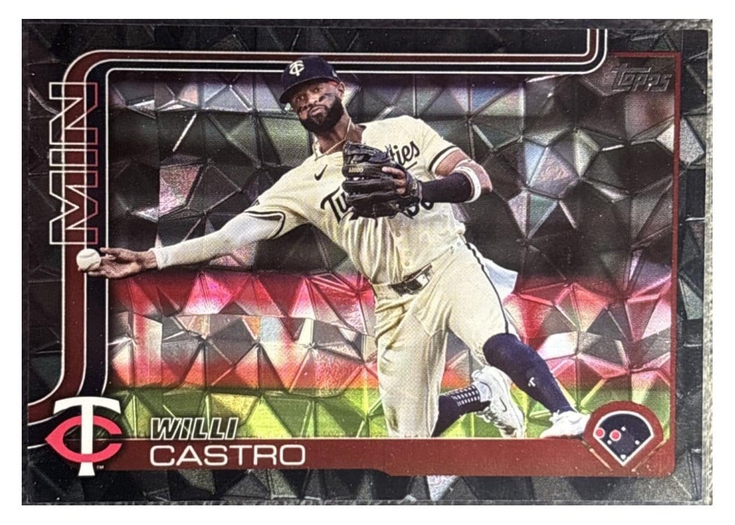 2025 Topps Base Set Willi Castro #155 card