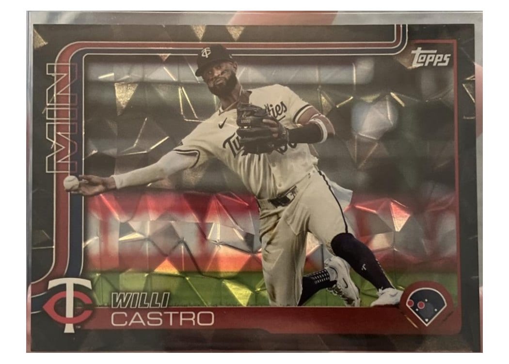 2025 Topps Base Set Willi Castro #155 card