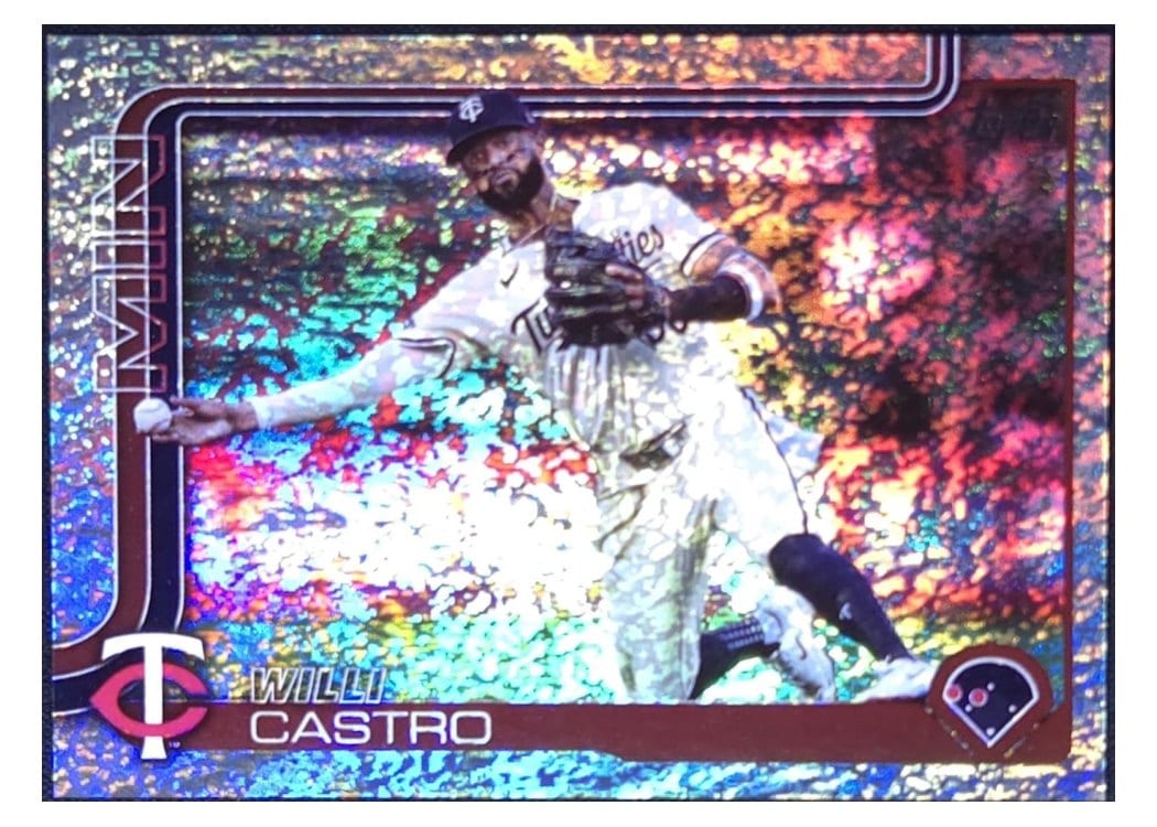 2025 Topps Base Set Willi Castro #155 card