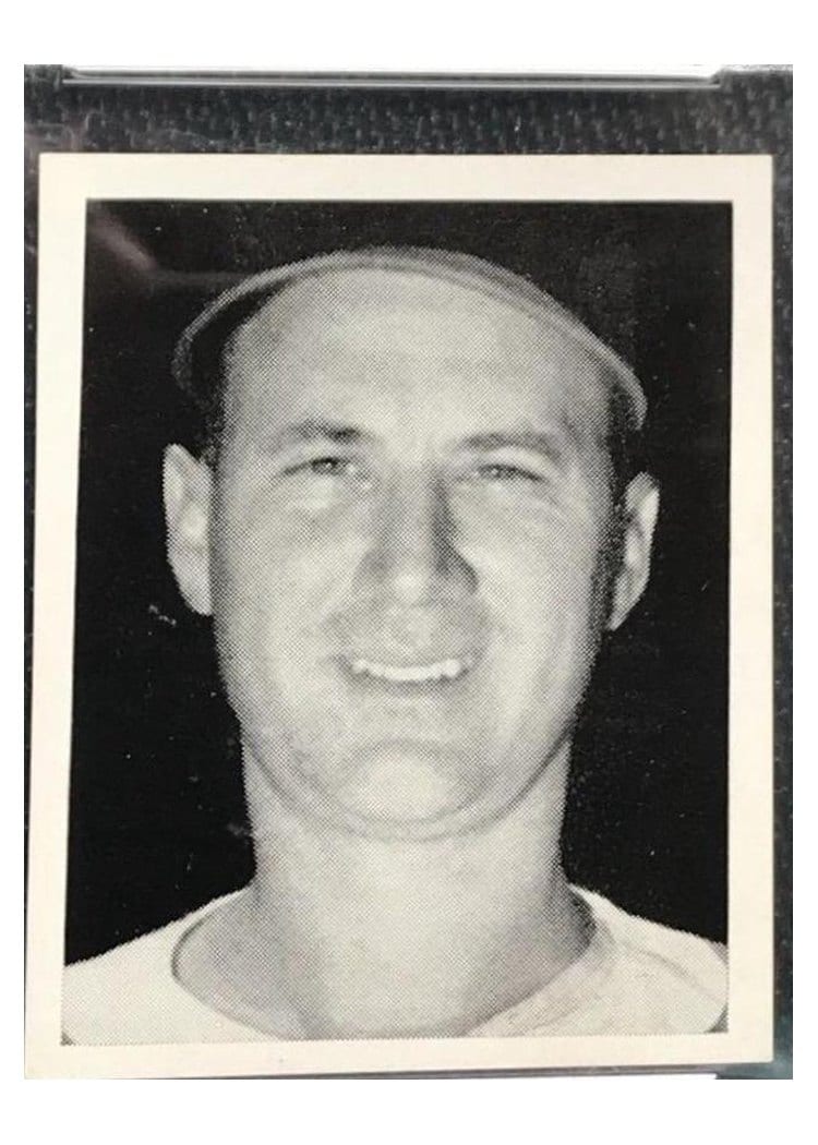 1941 St. Louis Cardinals Team Issue William Crouch card