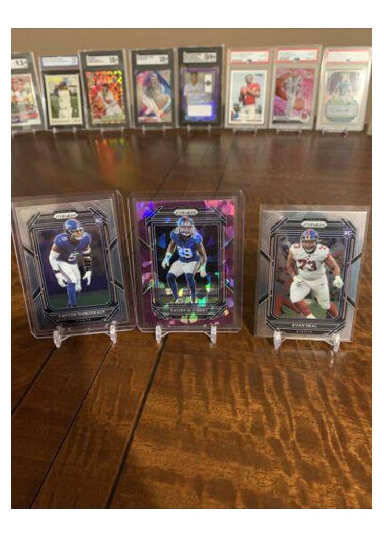 2022 Panini Prizm Base Set Xavier McKinney #221 card